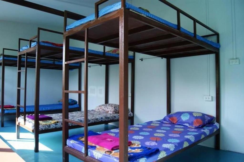 Oyo 1163 Eden Hostel Phuket Exterior photo